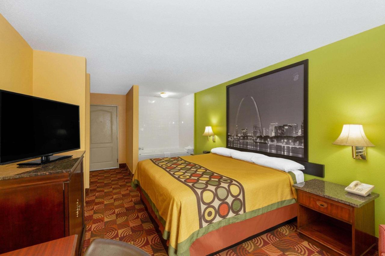 Super 8 By Wyndham Lake Of The Ozarks Eldon Kültér fotó