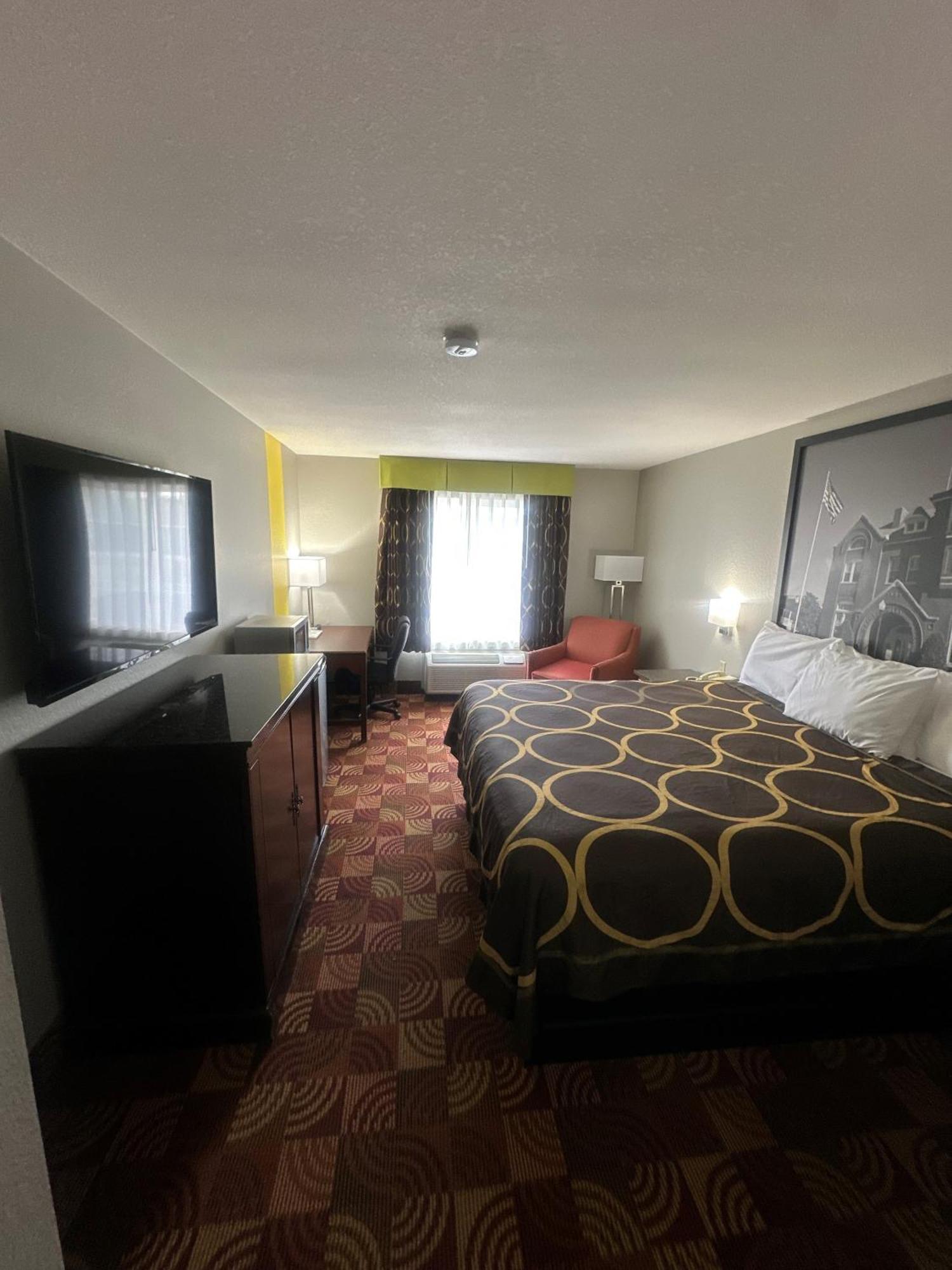 Super 8 By Wyndham Lake Of The Ozarks Eldon Kültér fotó