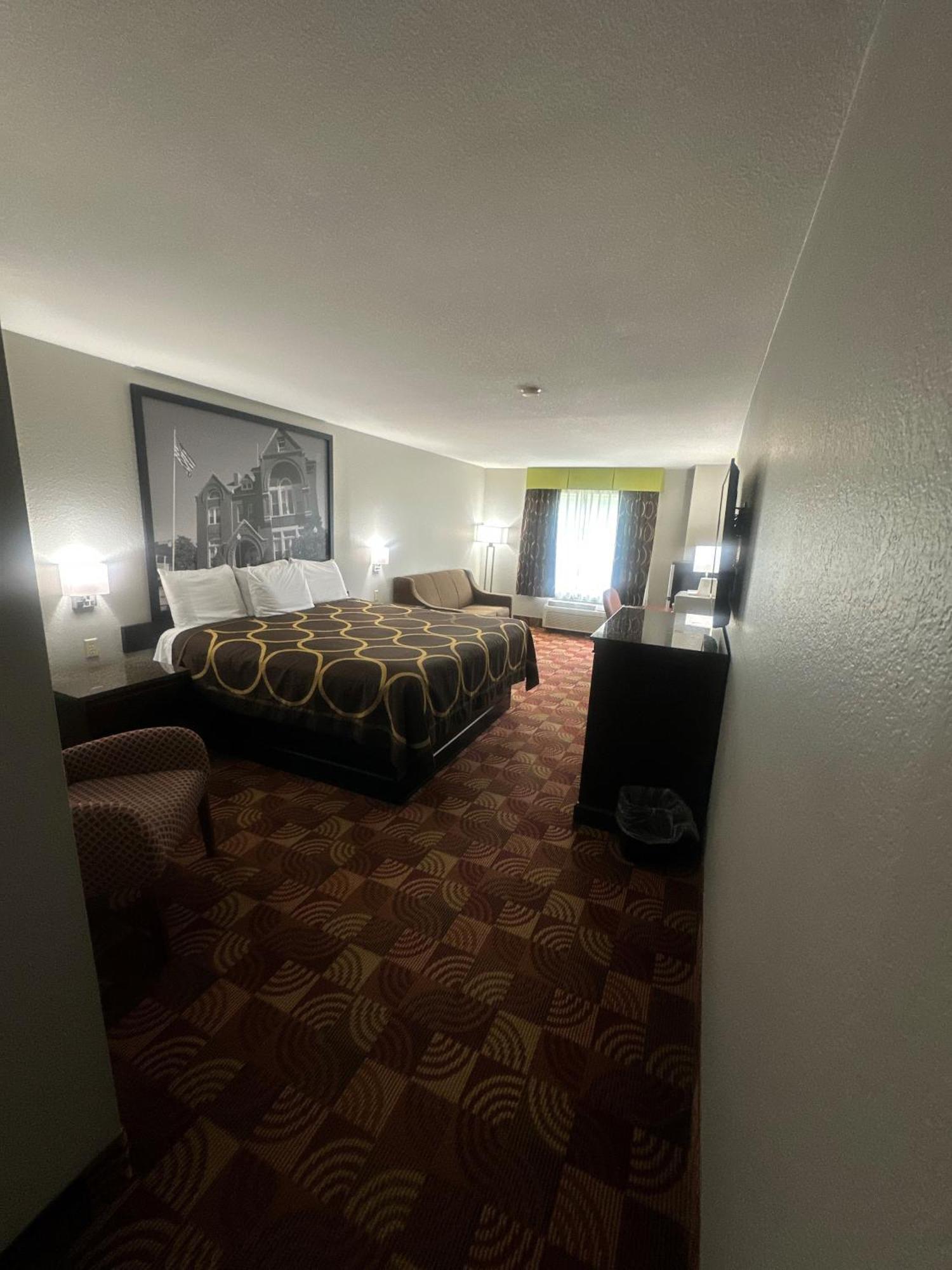 Super 8 By Wyndham Lake Of The Ozarks Eldon Kültér fotó