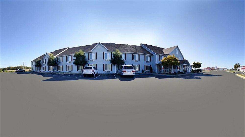 Super 8 By Wyndham Lake Of The Ozarks Eldon Kültér fotó